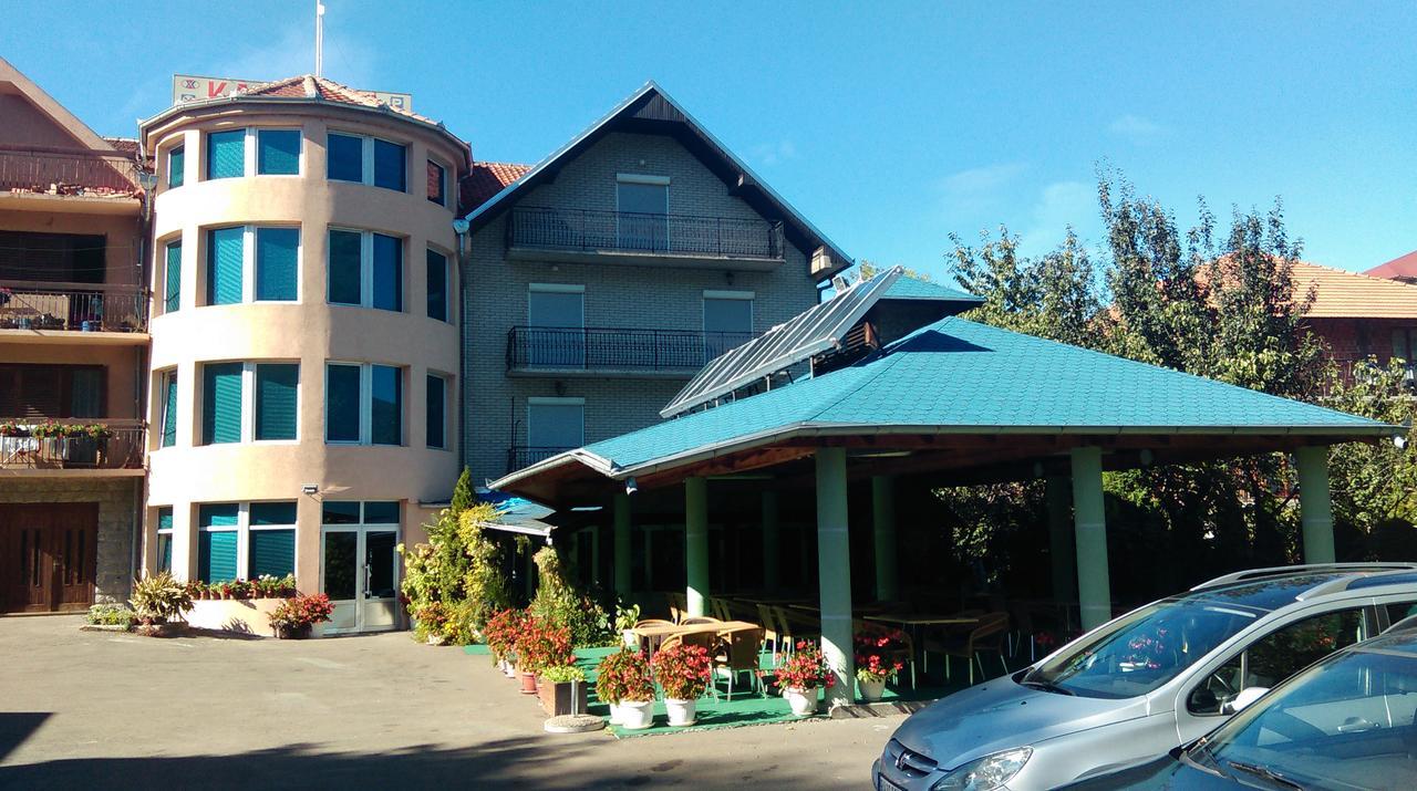 Bed & Breakfast Karavan Raska ภายนอก รูปภาพ