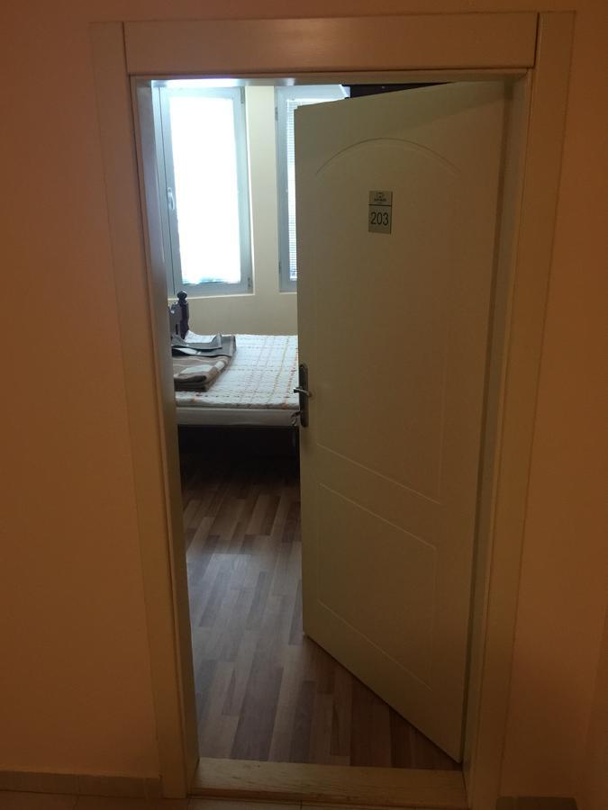 Bed & Breakfast Karavan Raska ภายนอก รูปภาพ