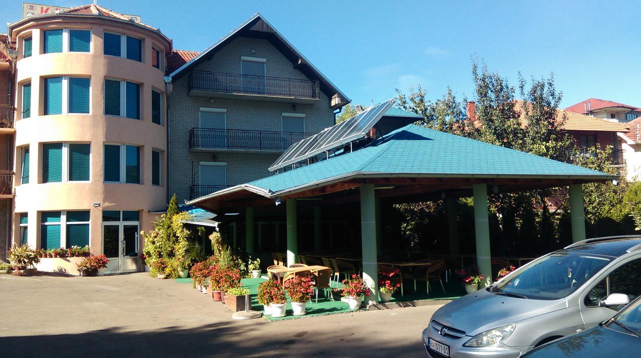 Bed & Breakfast Karavan Raska ภายนอก รูปภาพ