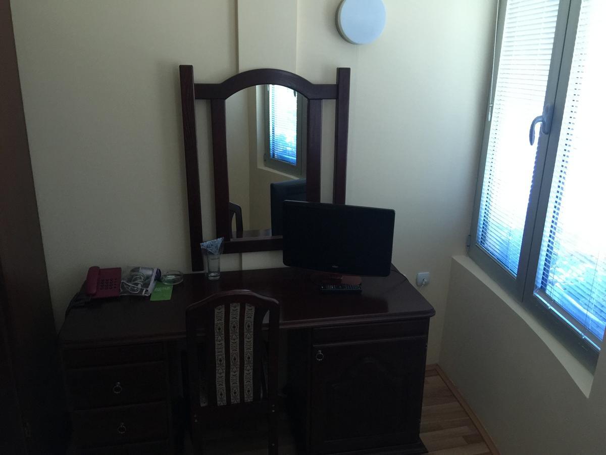 Bed & Breakfast Karavan Raska ภายนอก รูปภาพ